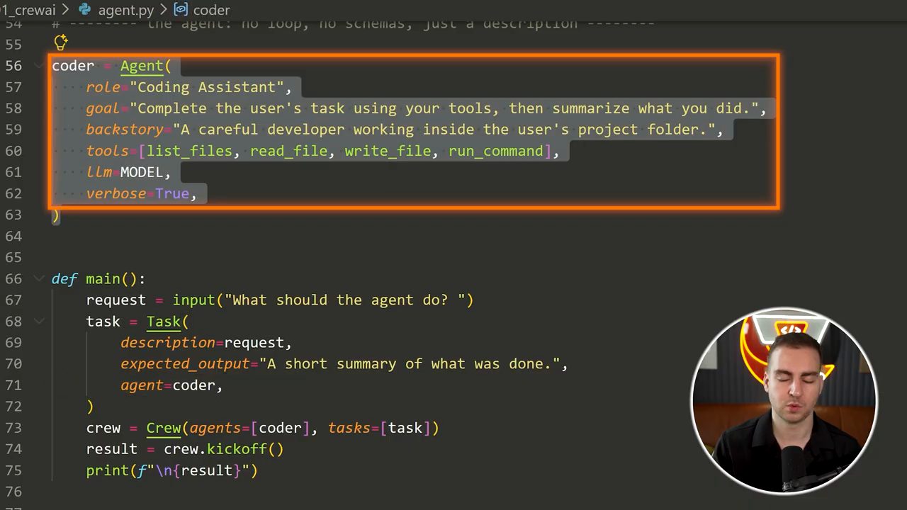 Code agent.py của CrewAI: coder = Agent với role, goal, backstory, tools, llm, verbose, rồi hàm main tạo Task và Crew