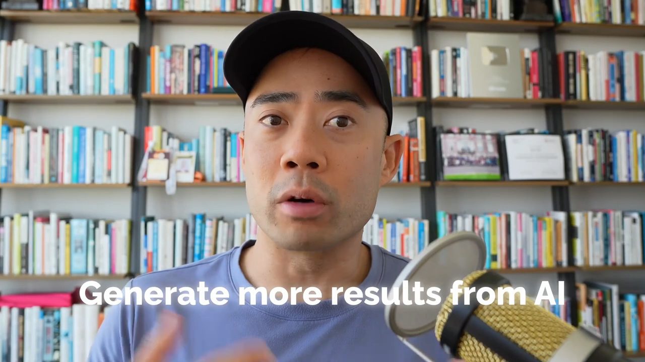 Eric Siu nói trước camera, dòng chữ Generate more results from AI