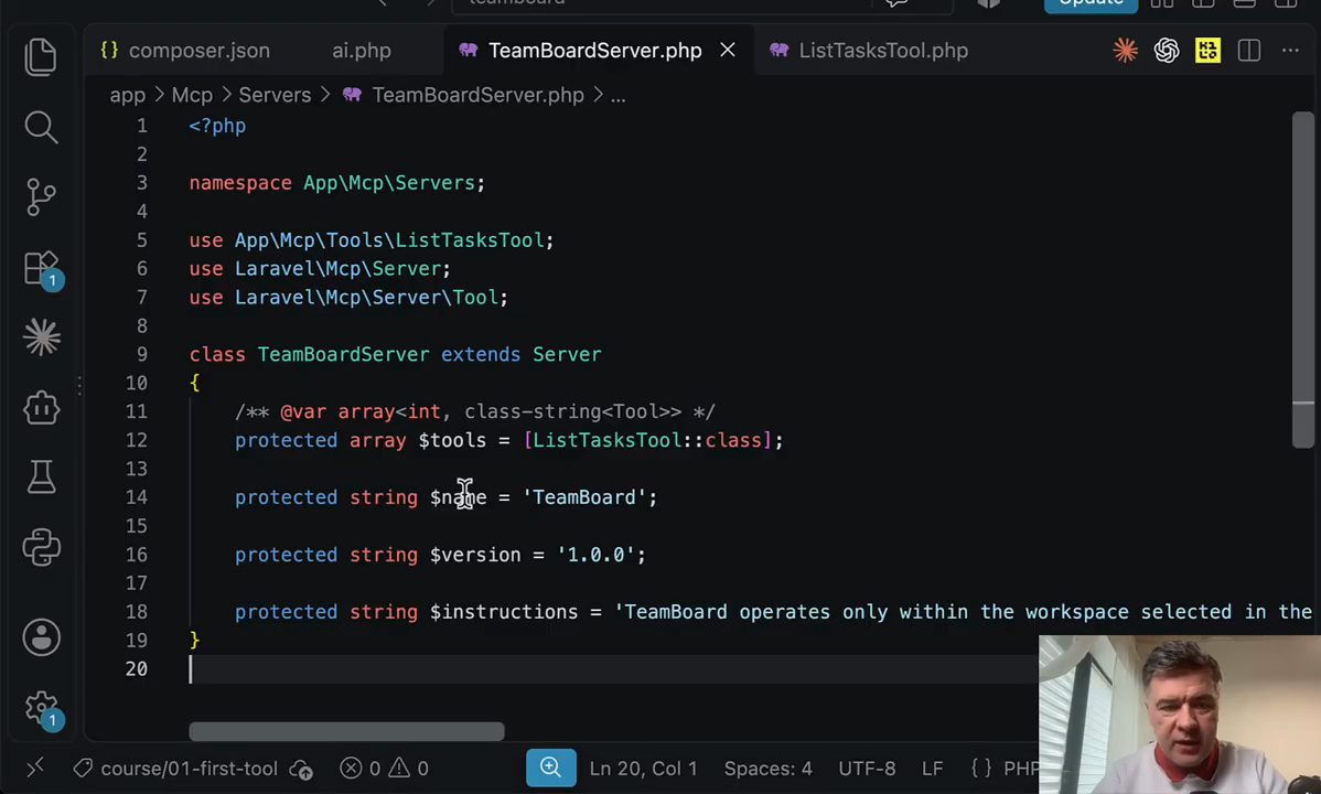 File TeamBoardServer.php với tools, name, version và instructions