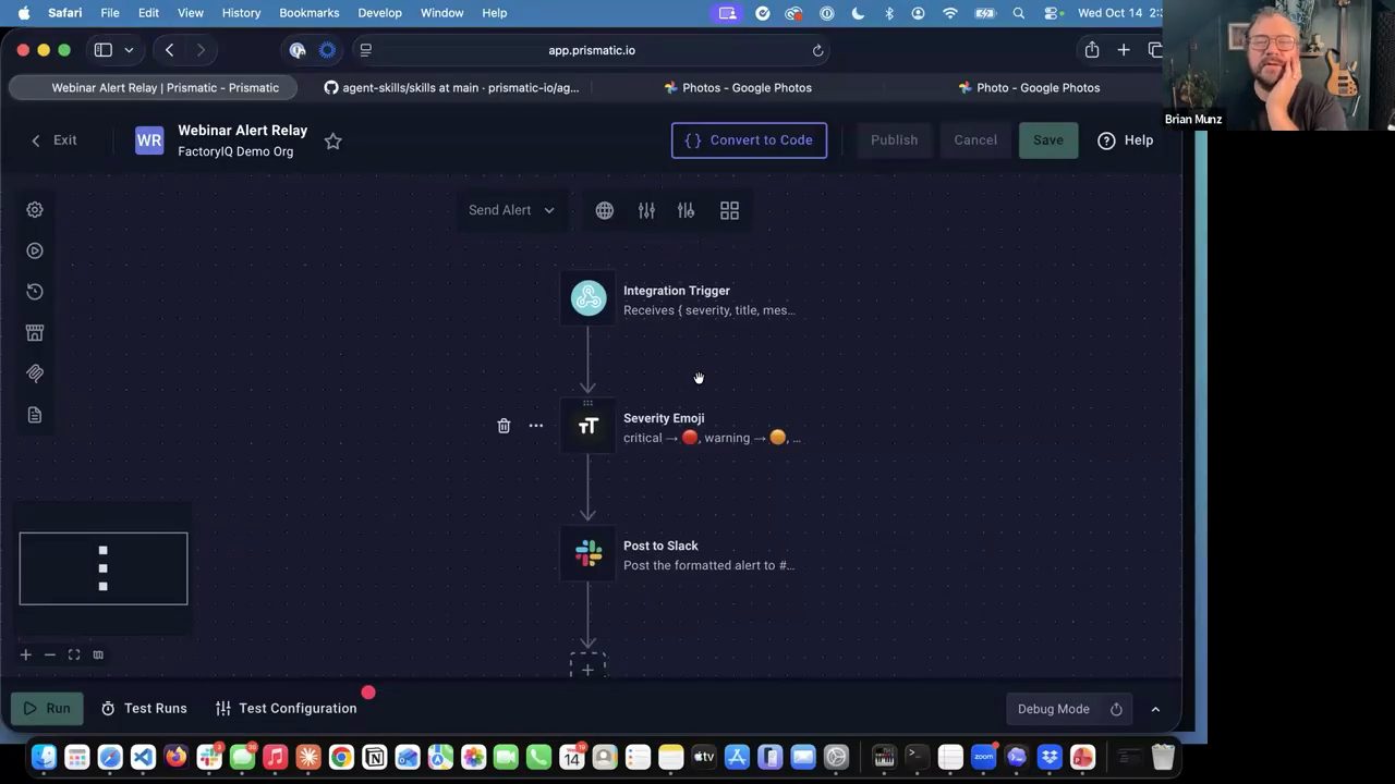 Trình dựng flow của Prismatic: flow Webinar Alert Relay gồm Integration Trigger, Severity Emoji và Post to Slack
