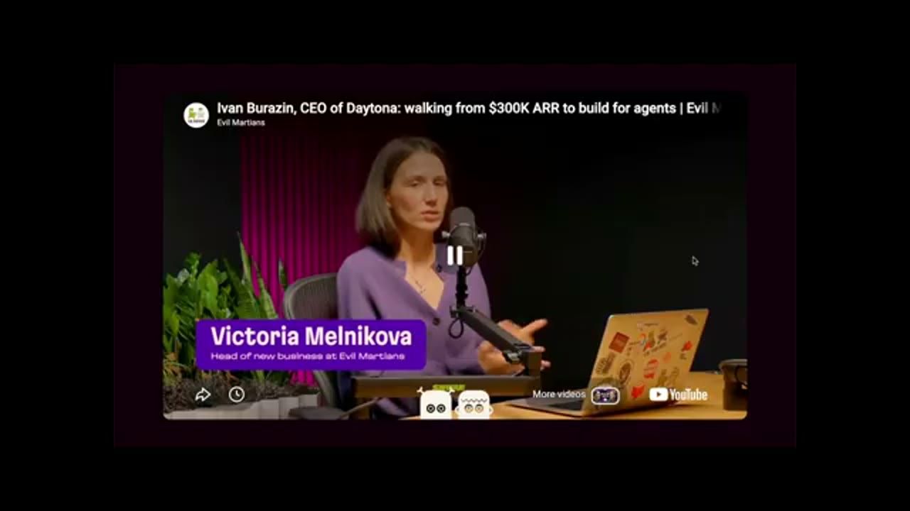 Clip podcast Ivan Burazin, CEO of Daytona: walking from 300K ARR to build for agents, Victoria Melnikova đang hỏi