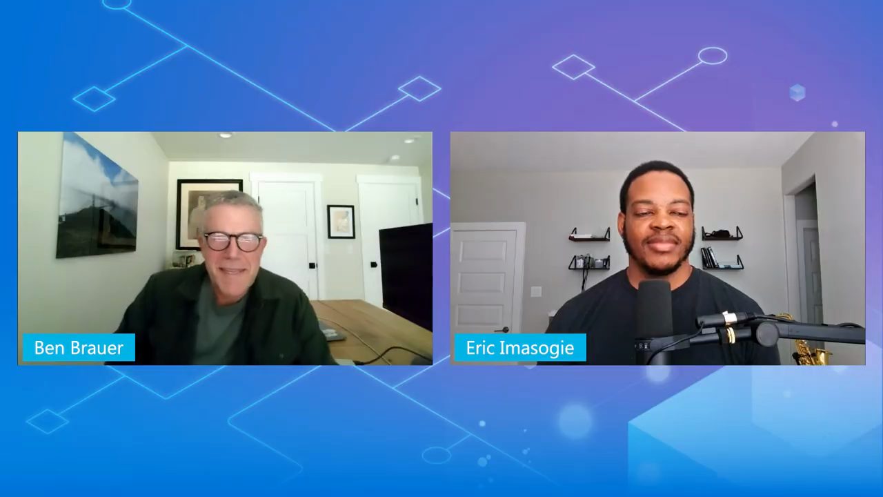 Ben Brauer và Eric Imasogie trong hai khung gọi video của Azure Essentials Show
