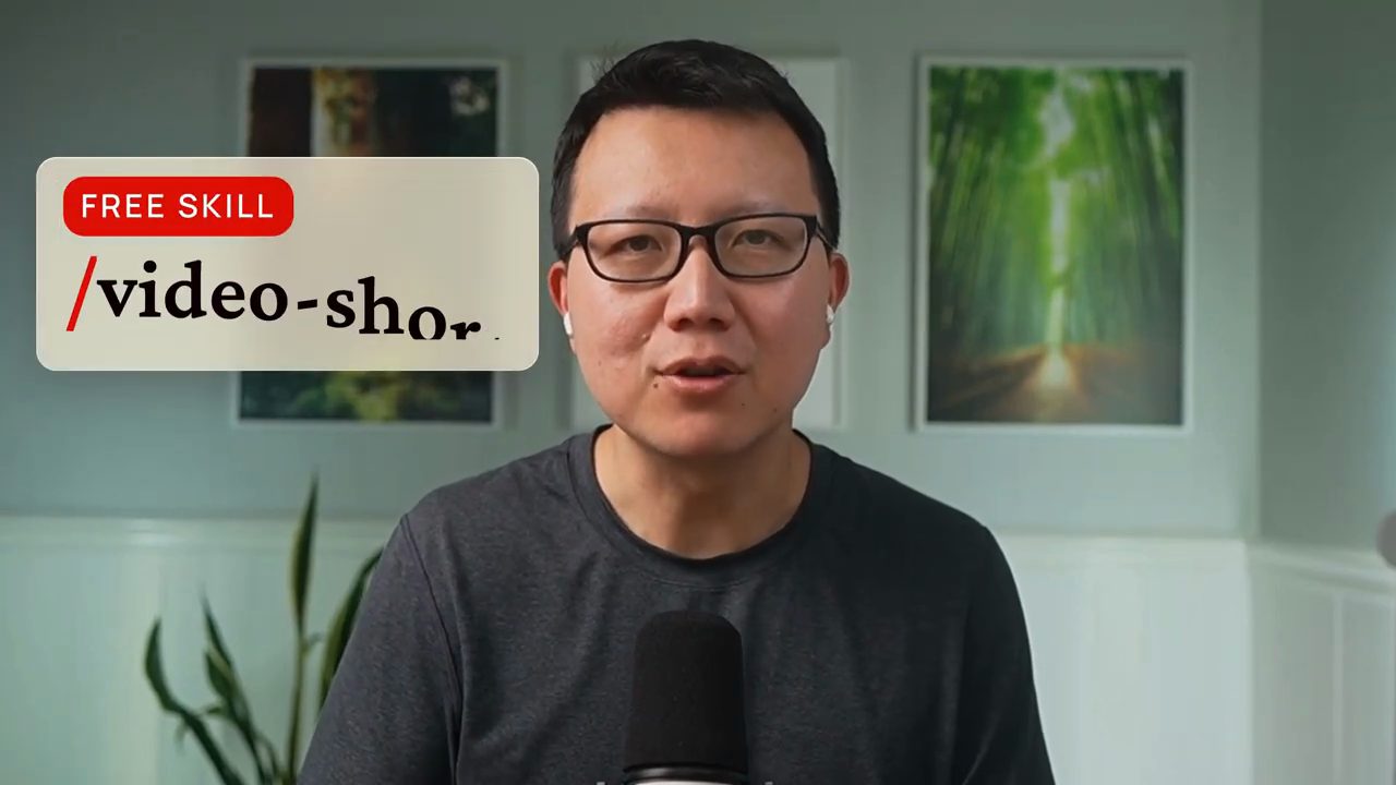 Peter Yang nói trước camera, góc trái có nhãn FREE SKILL /video-short