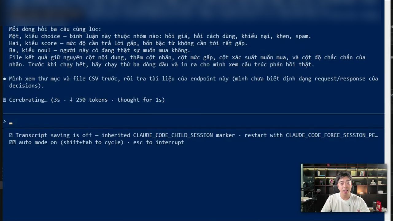 Terminal Claude Code với đoạn yêu cầu đã gửi và câu trả lời đầu tiên của máy