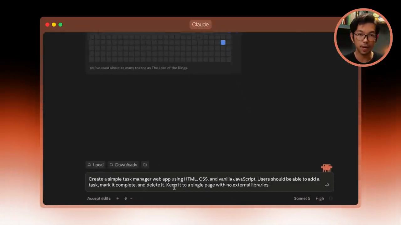 Ô nhập của app Claude với prompt tạo task manager, chế độ Local, folder Downloads