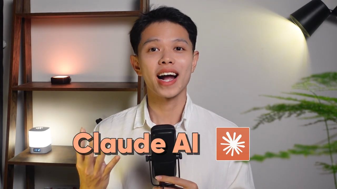 Maz ngồi trước micro, chữ Claude AI và logo Claude nổi trên màn hình