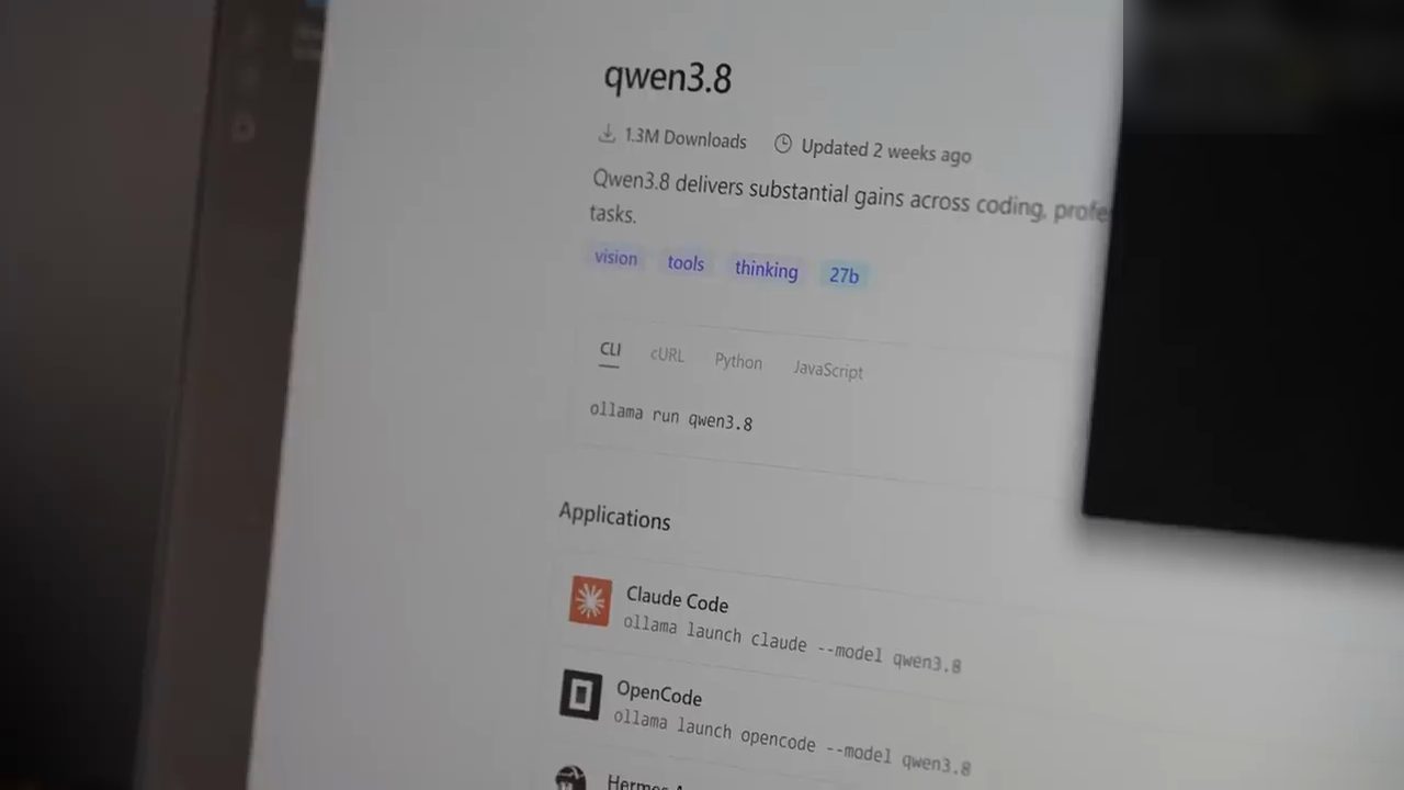 Trang qwen3.8 trên Ollama với lệnh chạy và mục Applications