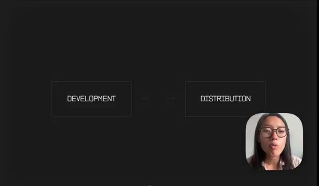 Hai ô Development và Distribution nối bằng một đường đứt