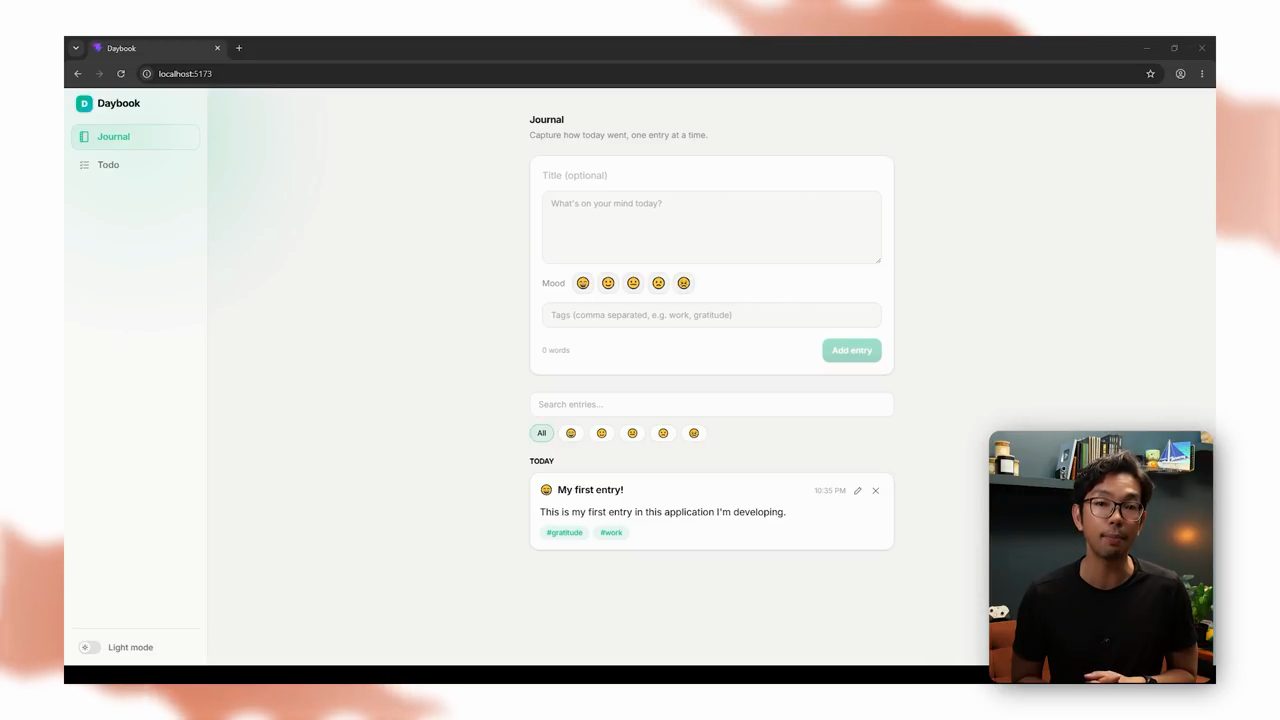 App Daybook sau khi làm lại thiết kế, sidebar trái và nền sáng