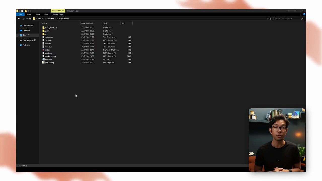 File Explorer của Windows mở folder ClaudeProject với các file dự án