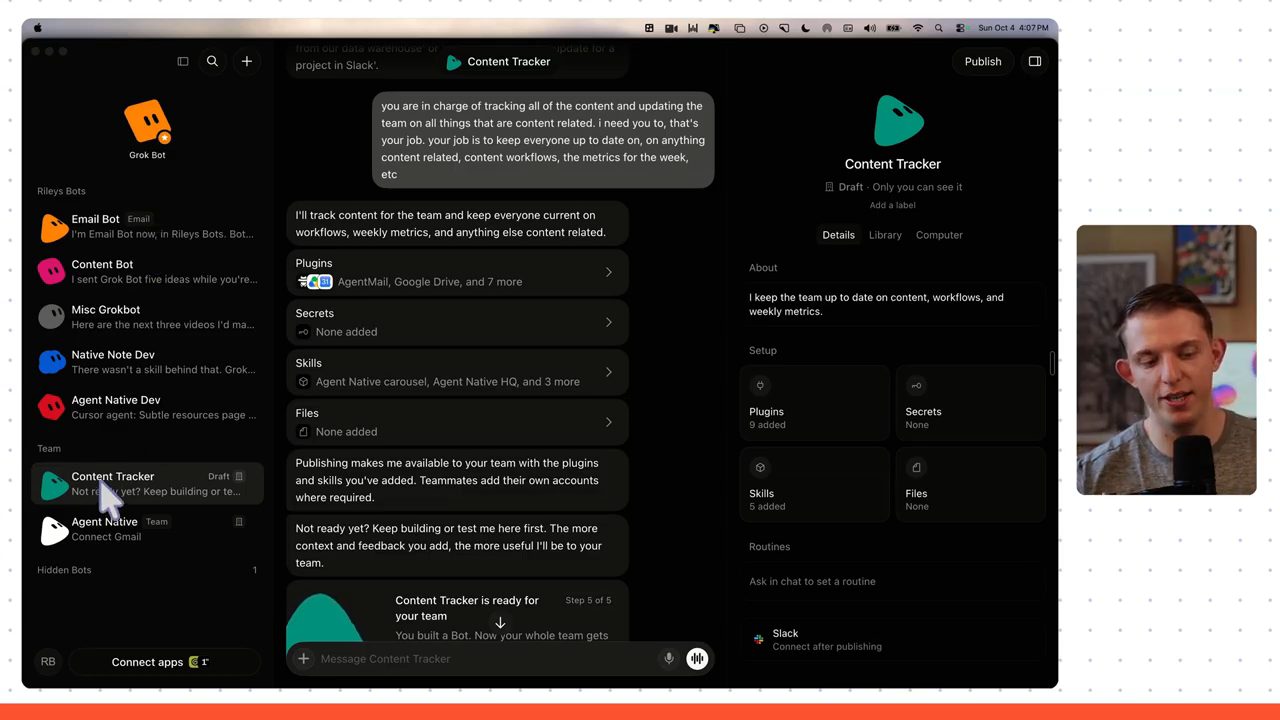 Team bot Content Tracker ở trạng thái Draft, với các mục Plugins, Secrets, Skills, Files và nút Publish
