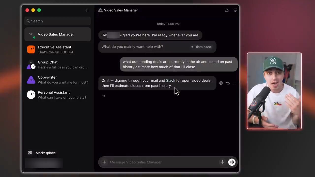 Ứng dụng Grok Bot: chat với bot Video Sales Manager, sidebar có Executive Assistant, Group Chat, Copywriter, Personal Assistant