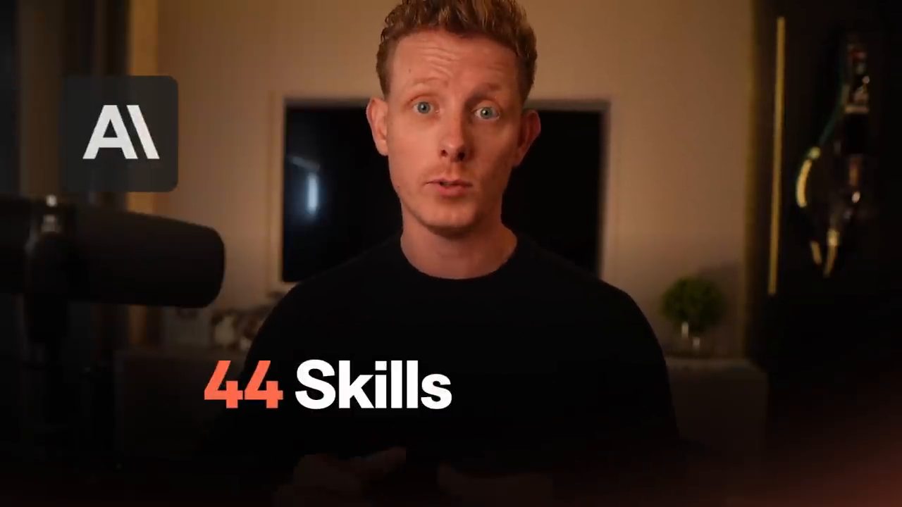 Ben nói trước camera, logo Anthropic góc trái, chữ 44 Skills