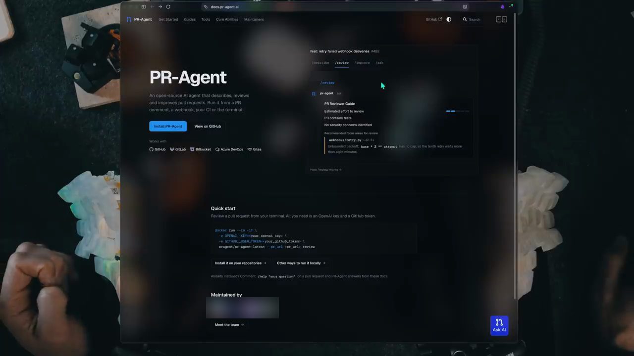 Trang chủ docs của PR-Agent: tiêu đề PR-Agent, mô tả open-source AI agent, ví dụ một PR Reviewer Guide và khung Quick start với lệnh docker run