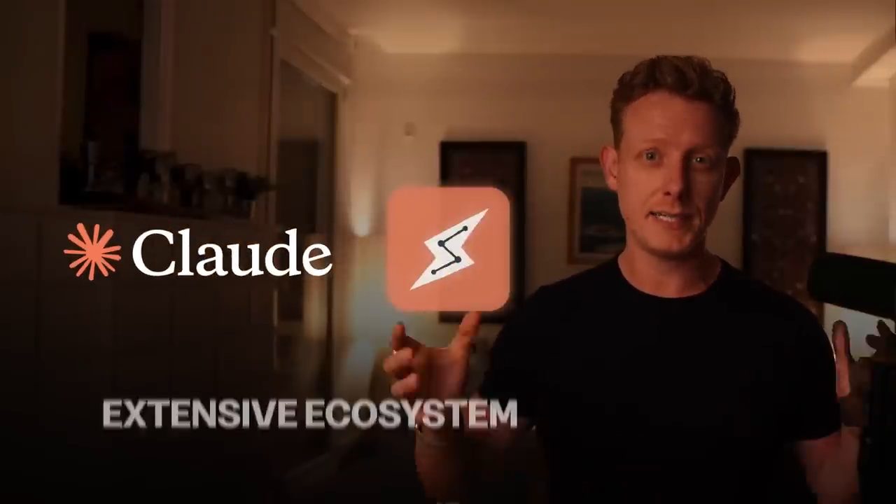 Ben van Sprundel nói trước camera, bên cạnh logo Claude và dòng chữ Extensive Ecosystem