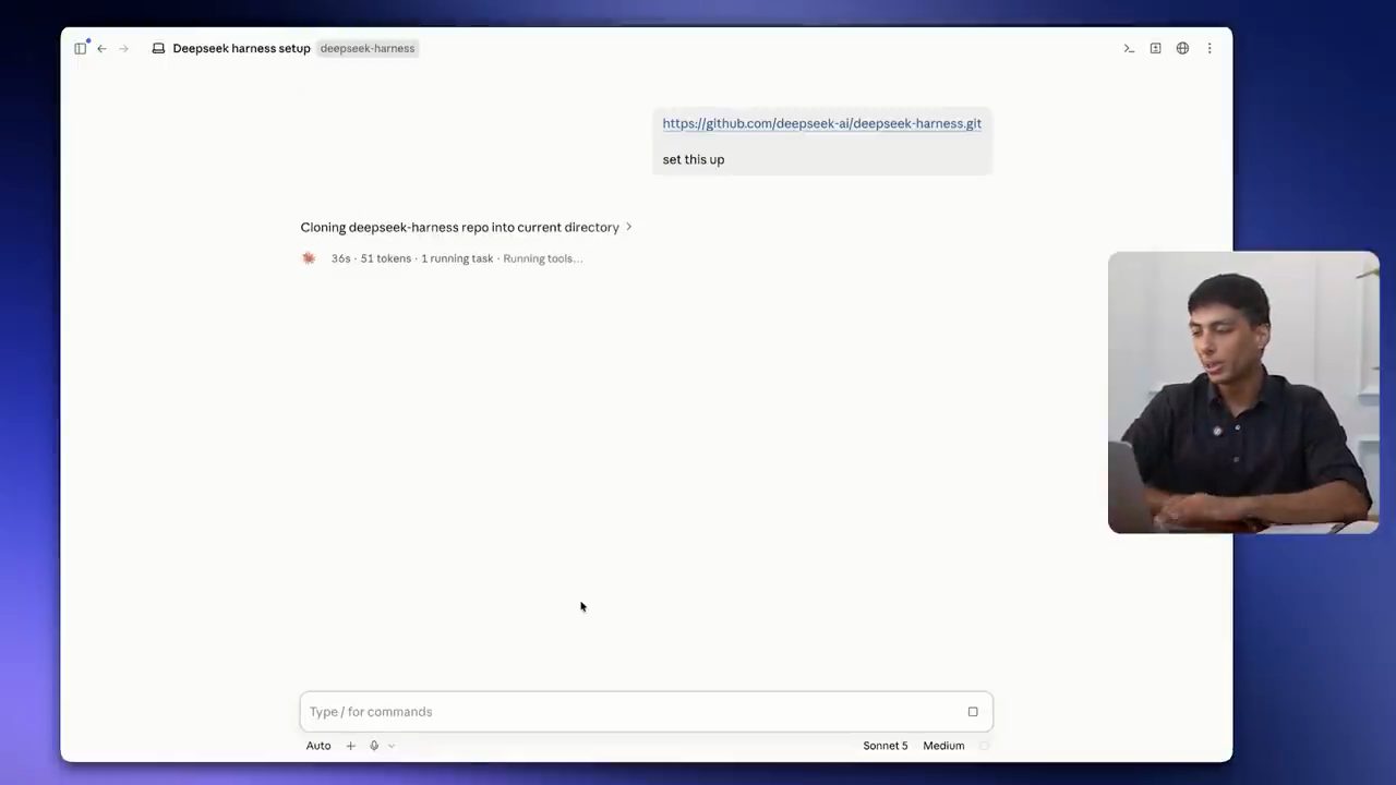 Claude nhận link repo và lệnh set this up, đang clone repo