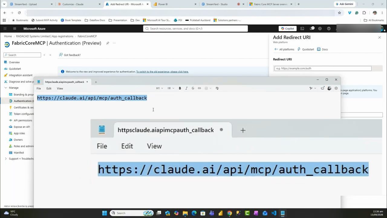 Trang Authentication của app FabricCoreMCP với khung Add Redirect URI và callback URL của Claude