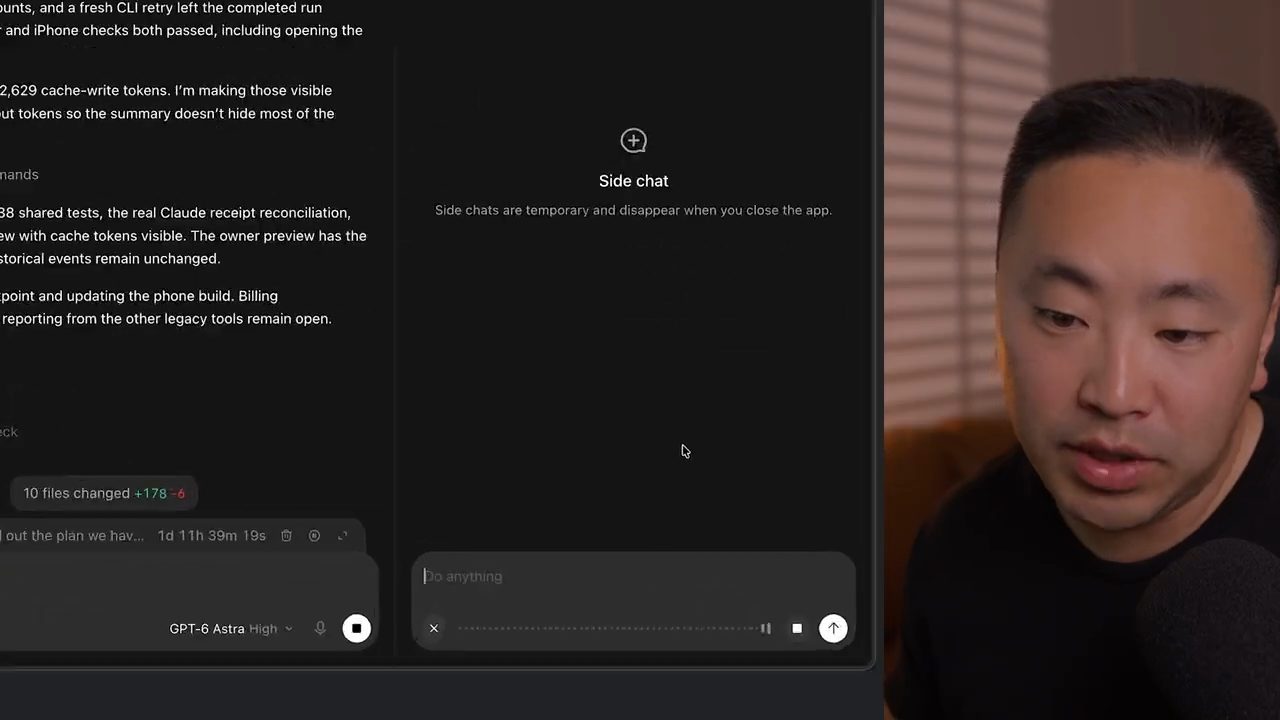 Codex app chia đôi, thread chính bên trái và khung Side chat trống bên phải