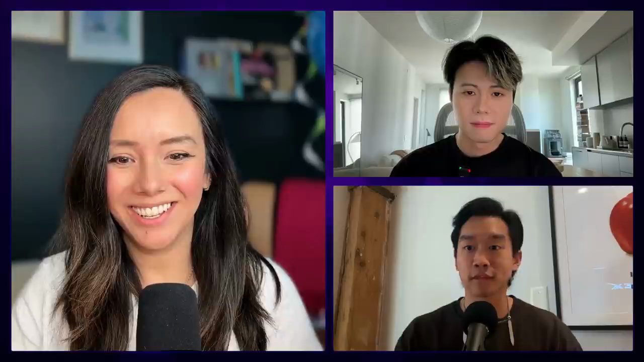 Claire Vo, Peng Zheng và John Bai trong ba khung gọi video